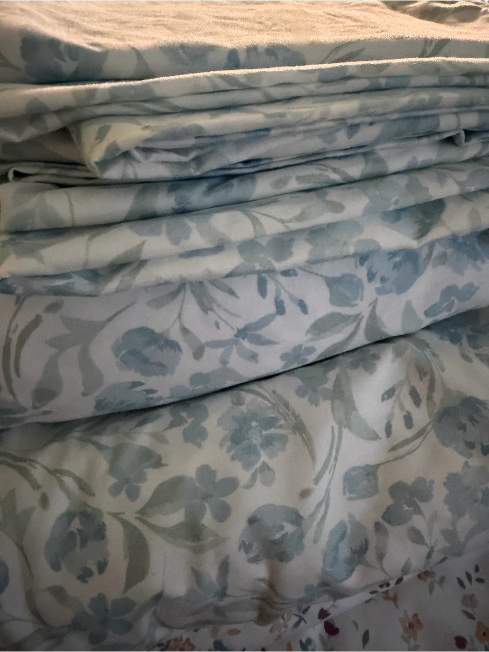Lenox Pale Blue Floral Sheet Set - Botanical Print